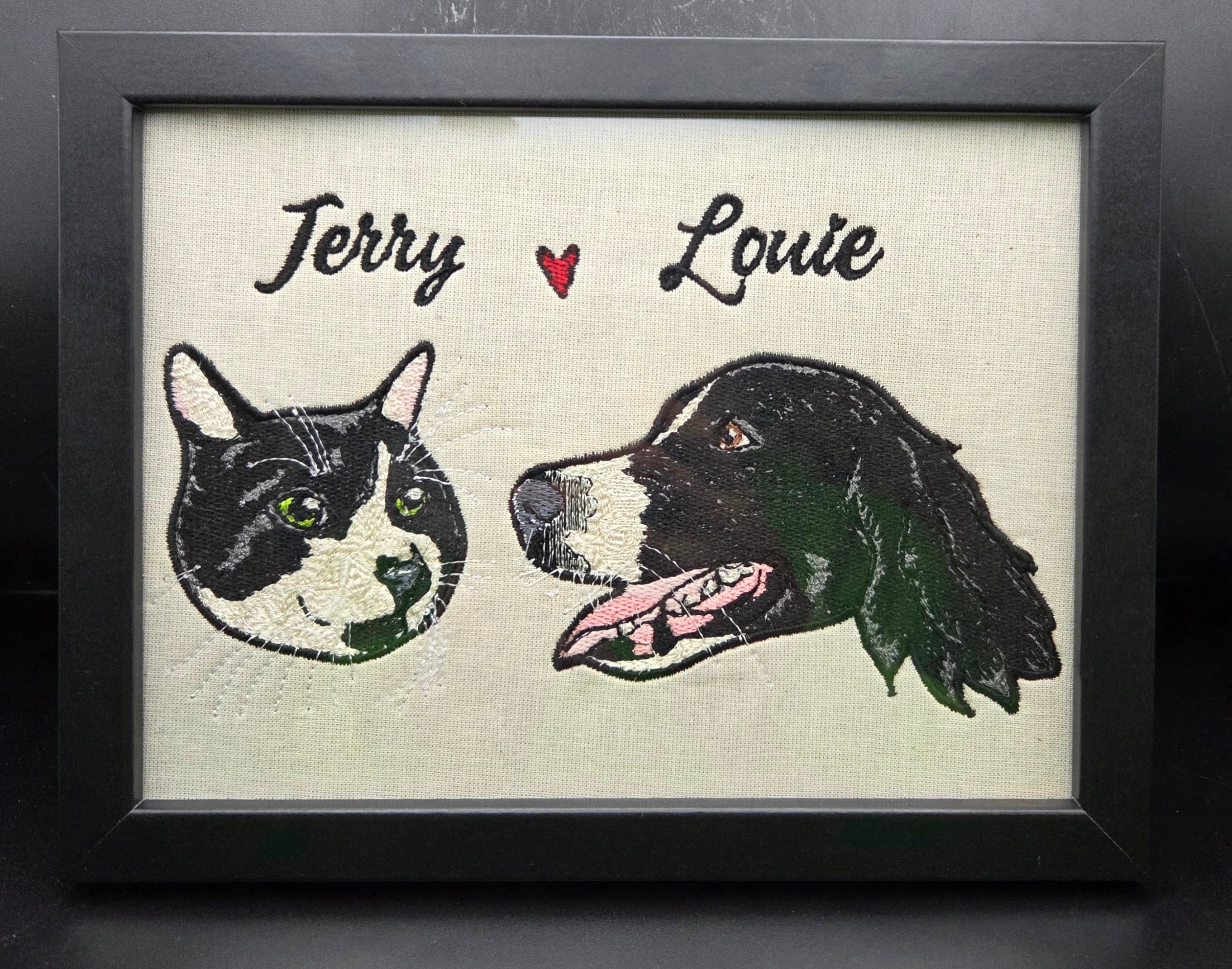 Embroidered Duo Pet Portrait - Elleve Sews
