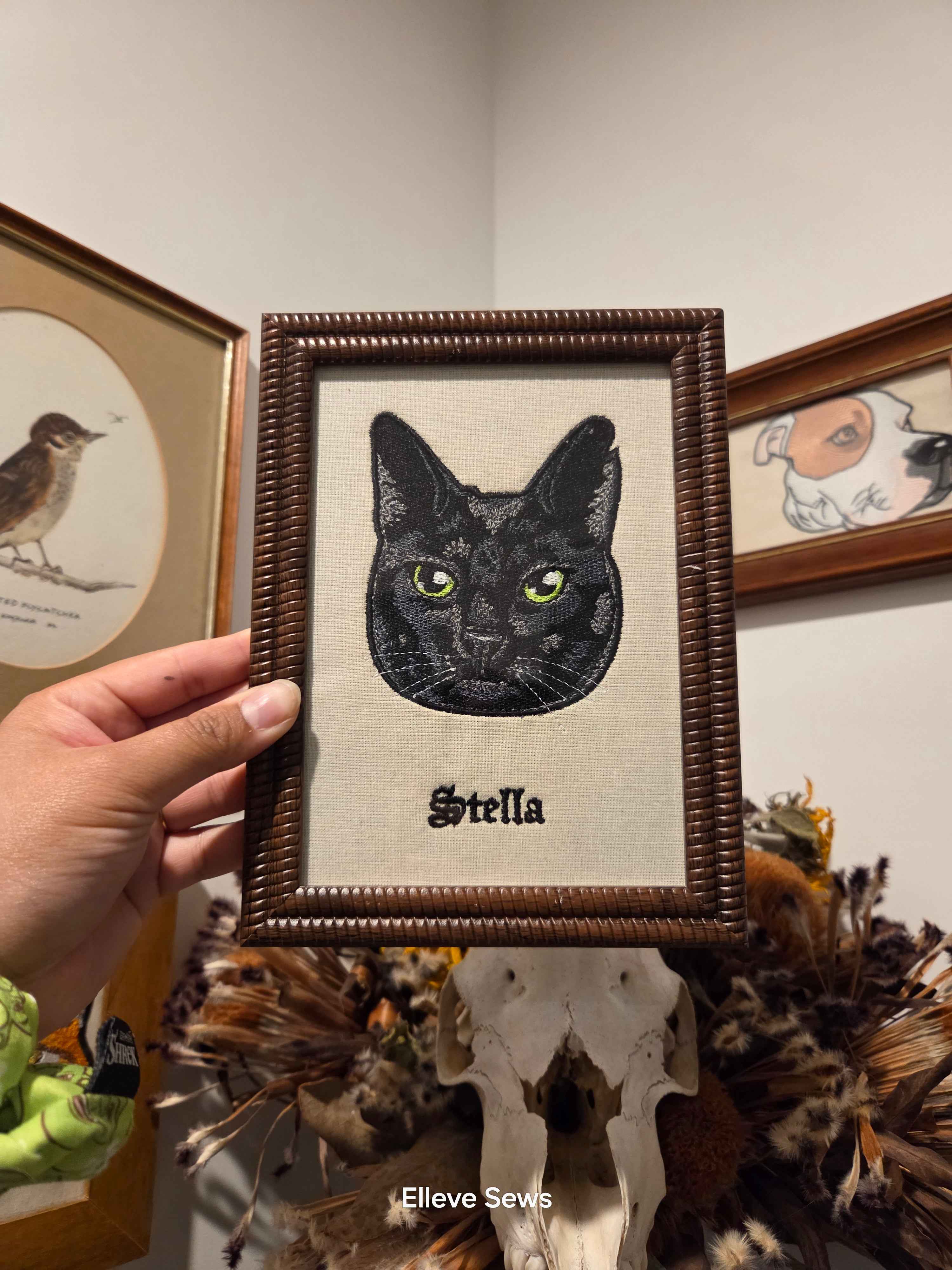 Embroidered Cat Portrait - Customizable Pet Art