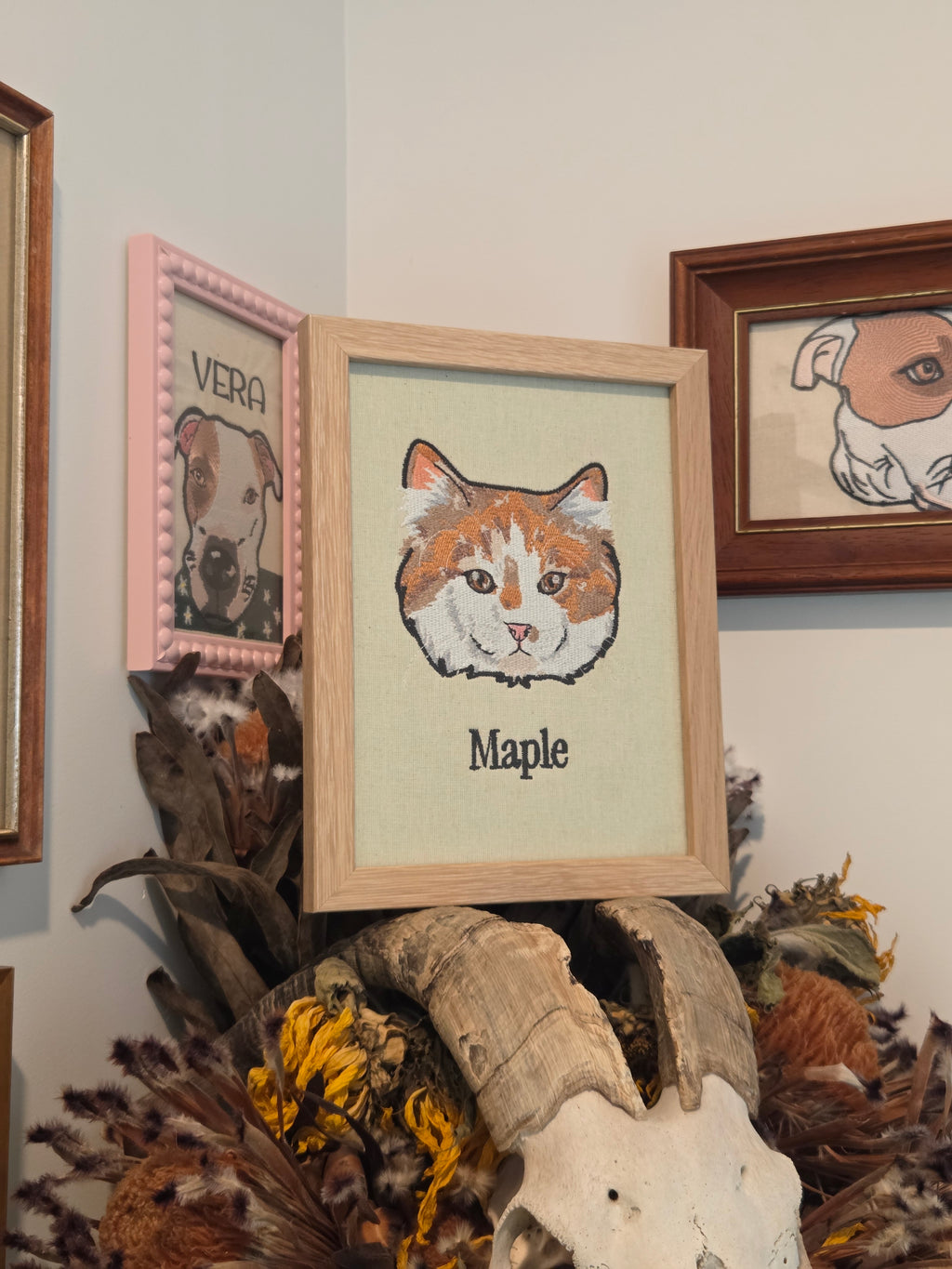Embroidered Cat Portrait - Customizable Pet Art
